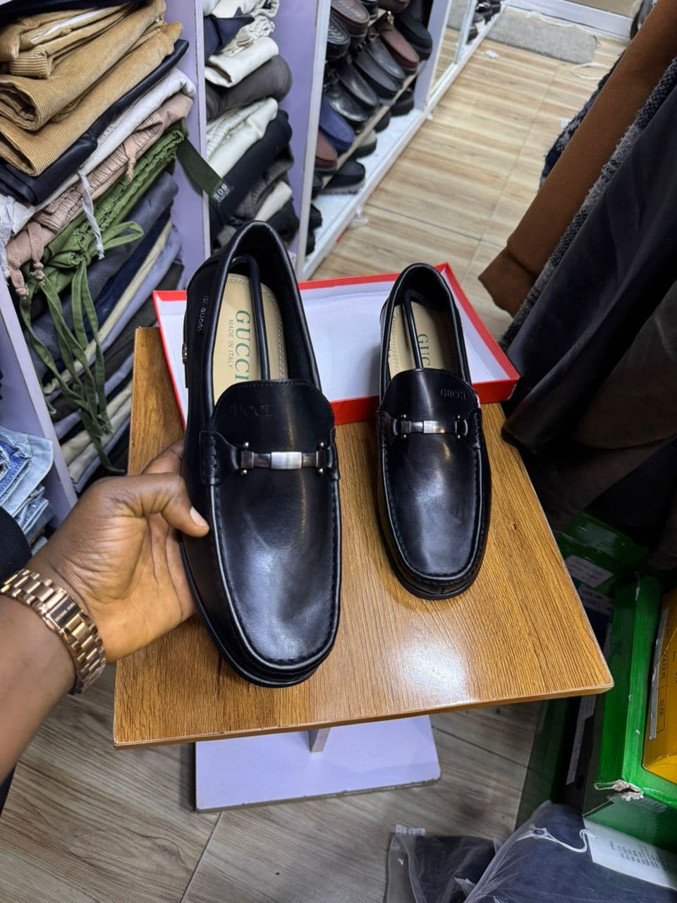 Gucci Horsebit Noir Loafers