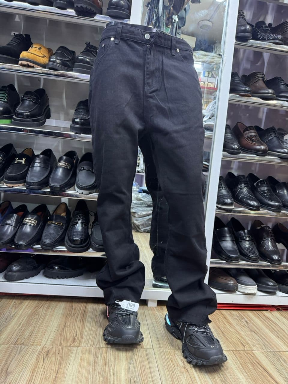 Onyx Noir Slim Jeans